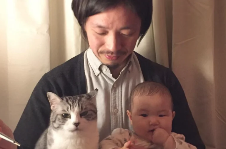 坂本龙一去世，这是他家四代人与猫的故事